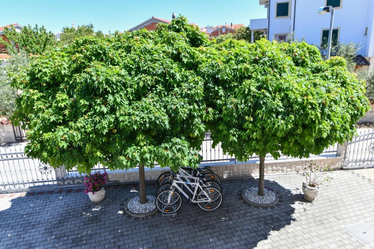 Apartments Villa Miranda Водице Экстерьер фото