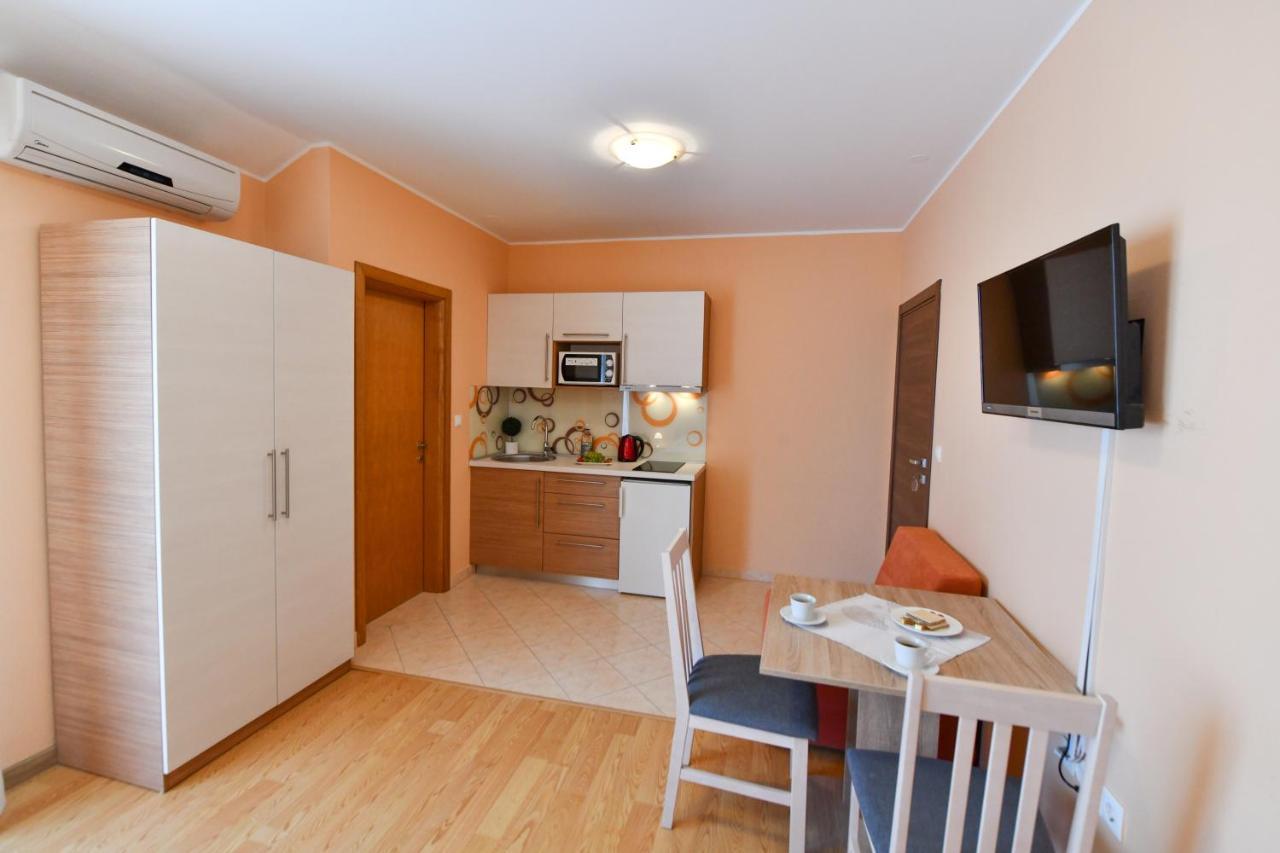 Apartments Villa Miranda Водице Экстерьер фото