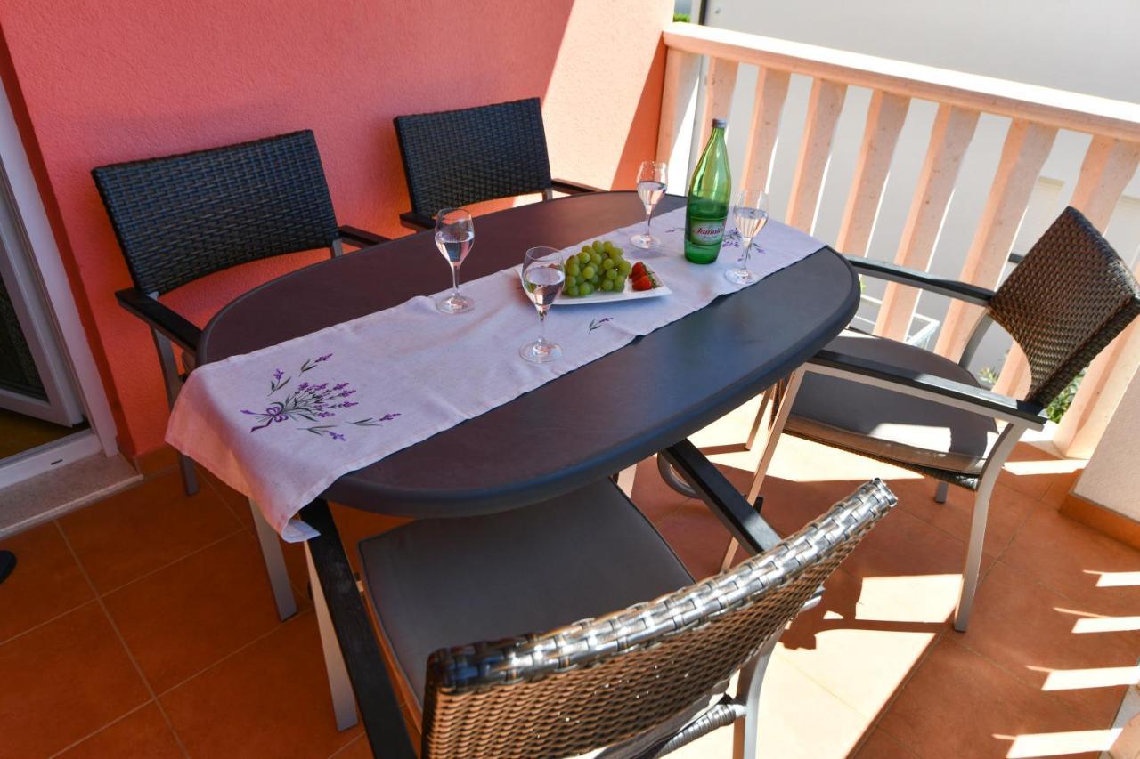 Apartments Villa Miranda Водице Экстерьер фото