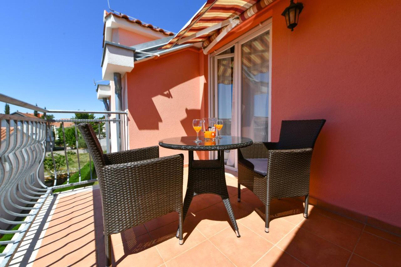 Apartments Villa Miranda Водице Экстерьер фото