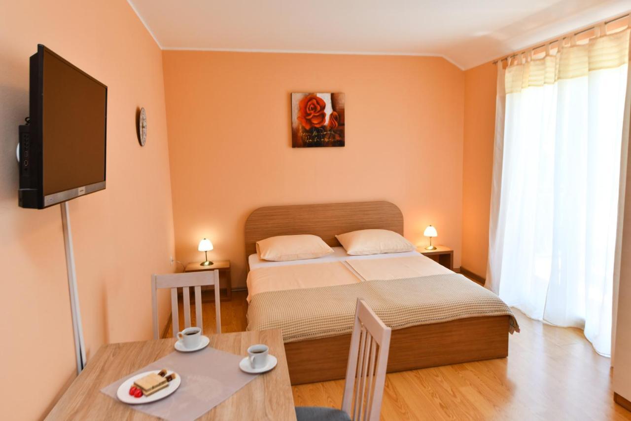 Apartments Villa Miranda Водице Экстерьер фото