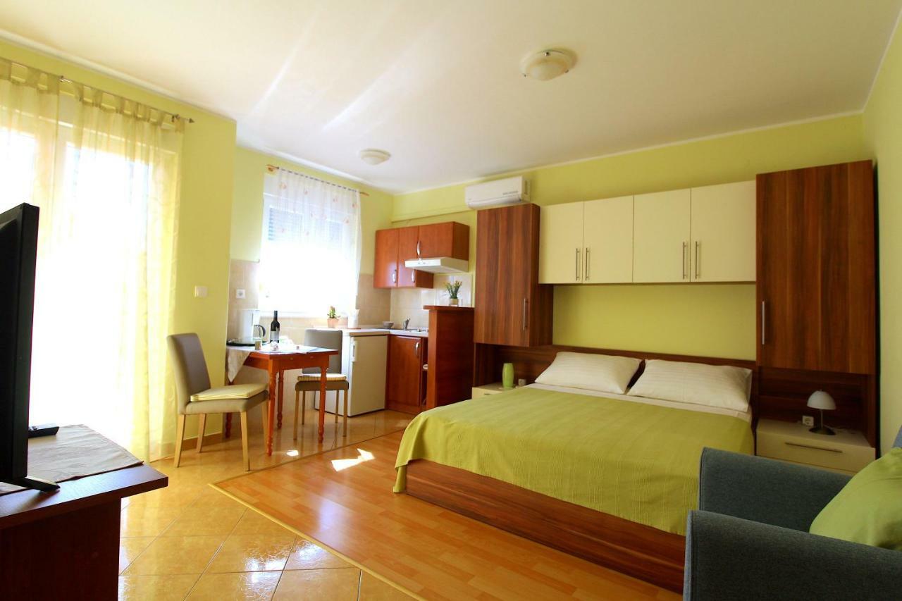 Apartments Villa Miranda Водице Экстерьер фото